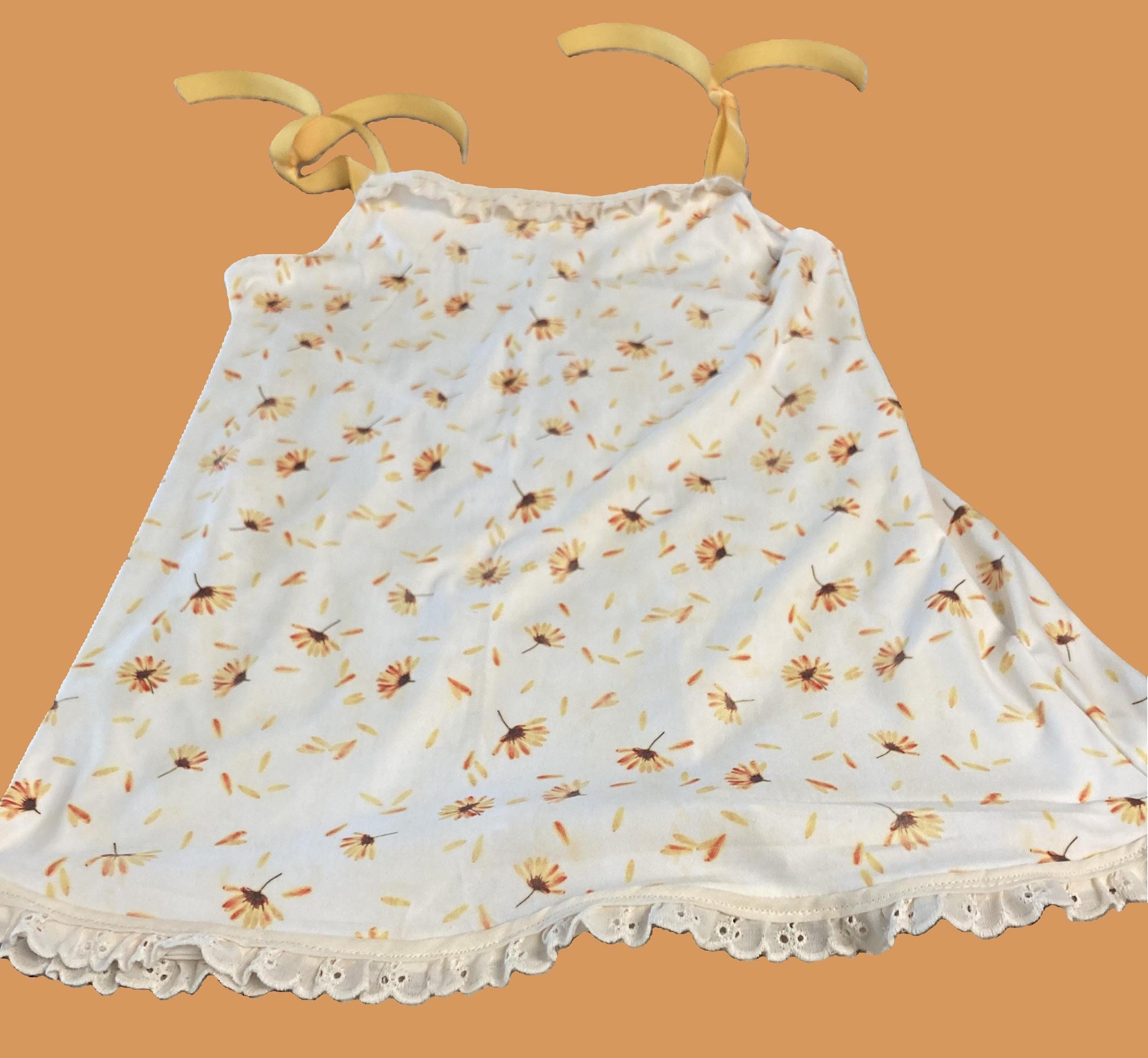 Little/Young Girl's 3-in-1 Outfit with daisies