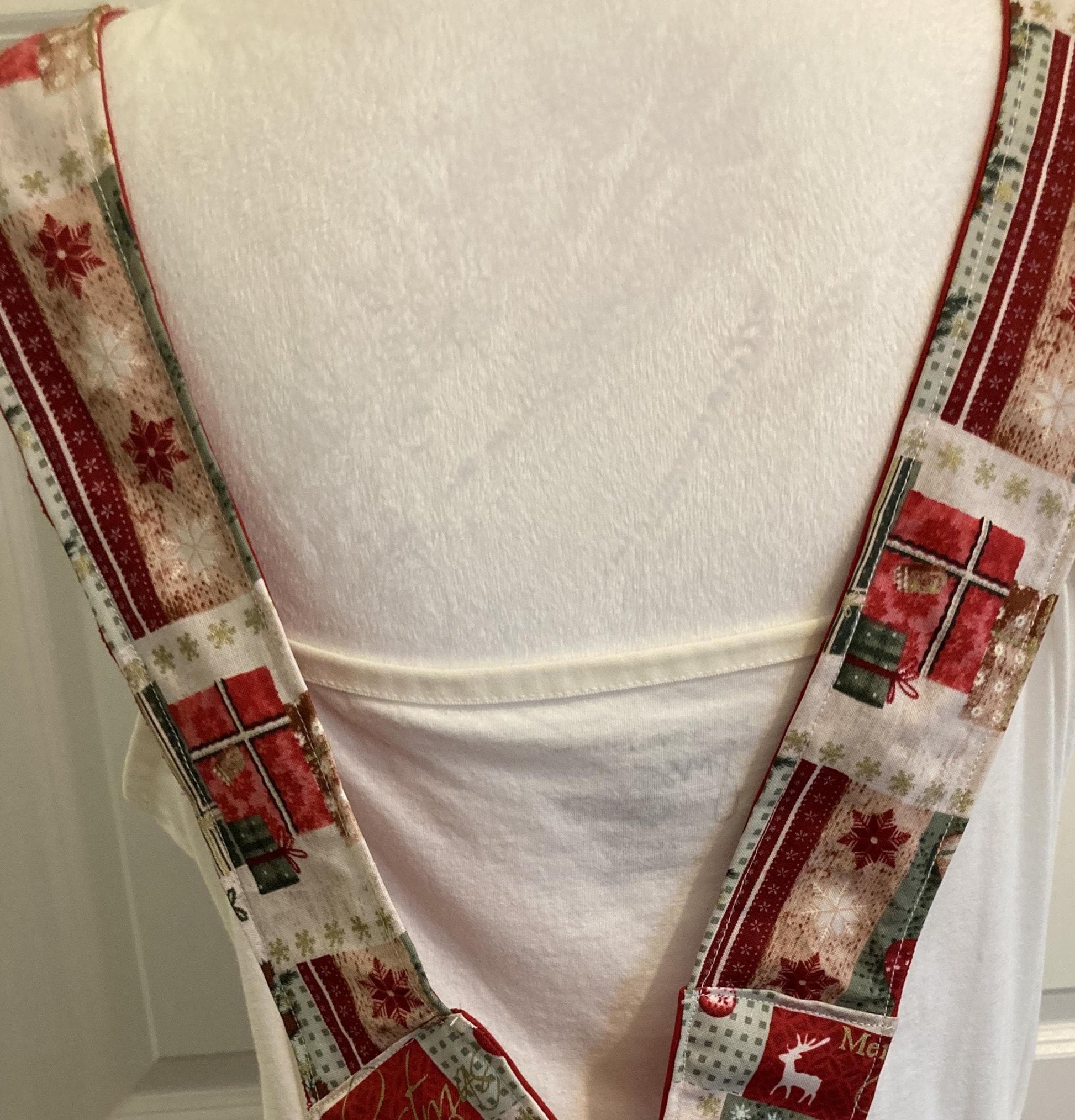 RETRO CHRISTMAS STOCKINGS on Reversible Cross Back Apron